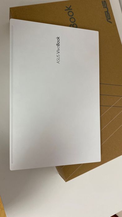 Laptop Asus vivobook S 1tb