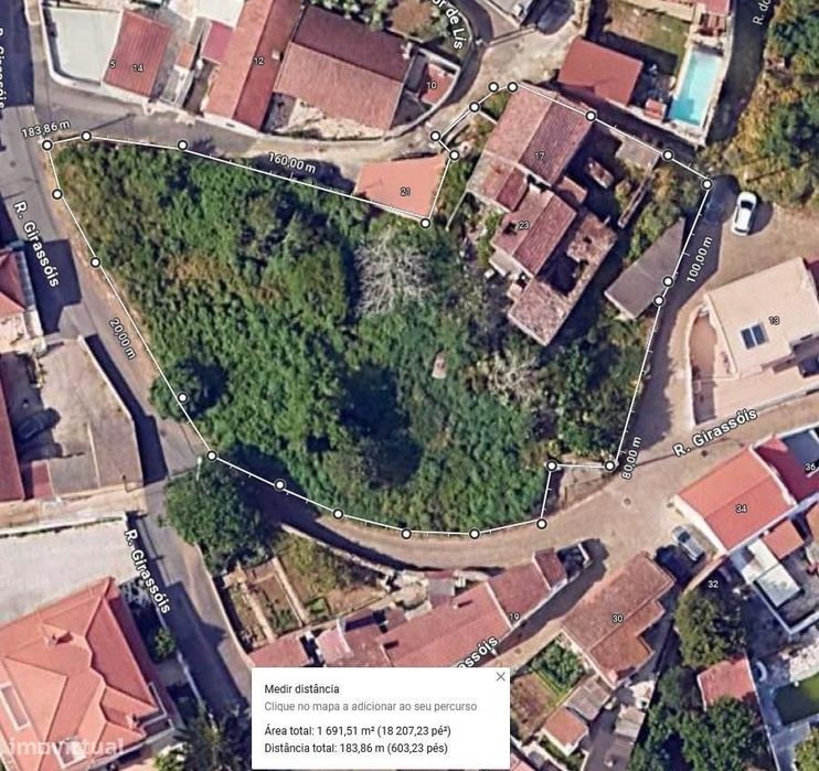 Moradia Térrea para Reconstrução Total em Rio de Mouro