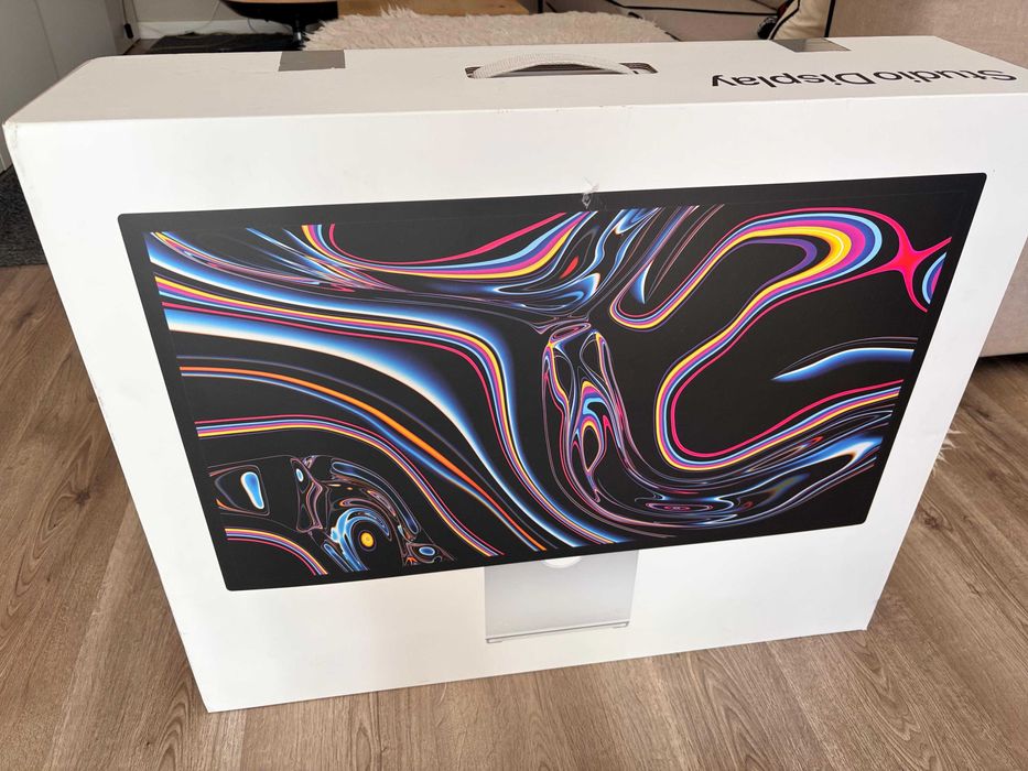 Apple Studio Display