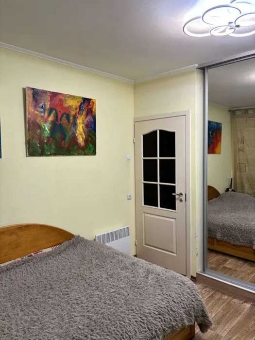 Продам 4 комнатную квартиру 84 м2 с ремонтом на Алексеевка,пр. Победы VI