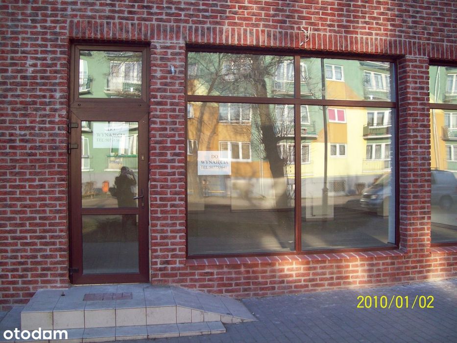 Lokal na wynajem z dużą witryną