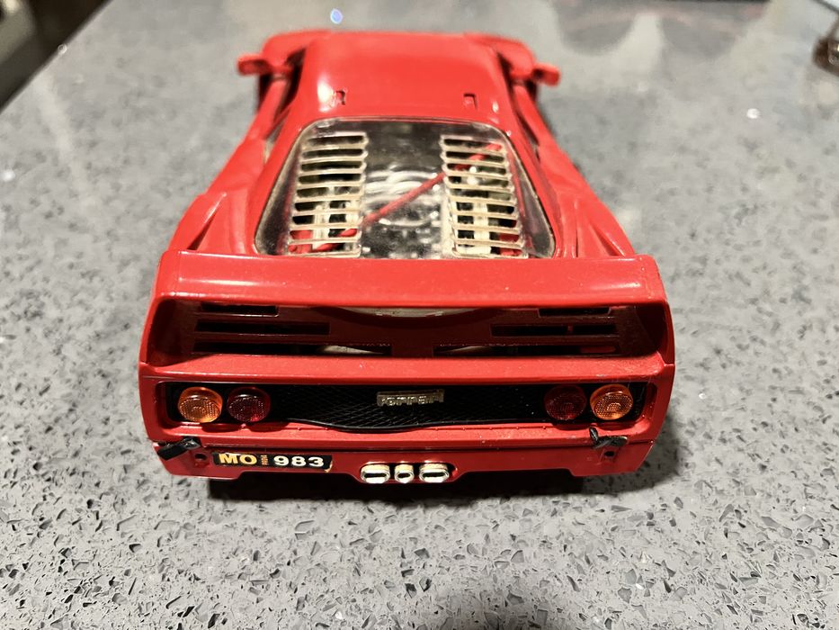 Vendo carro de coleção Ferrari
