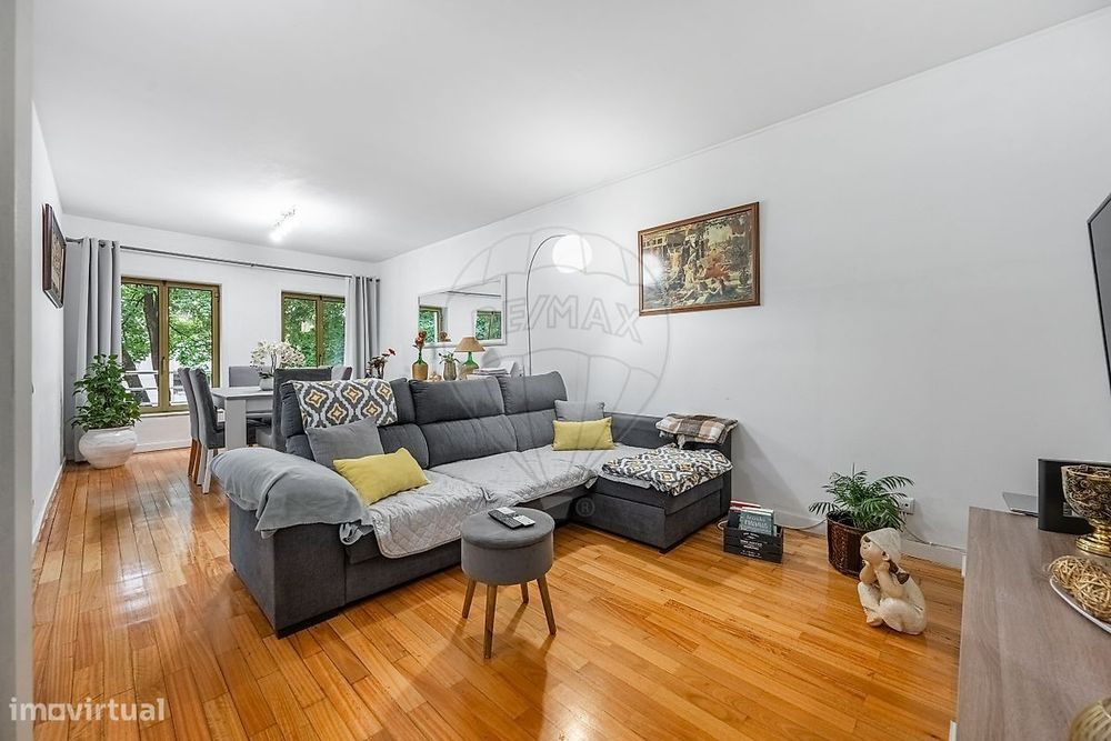 Apartamento T2 para venda em Creixomil