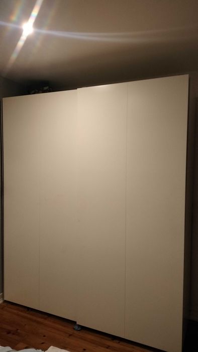 Portas deslizanres HASVIK - IKEA