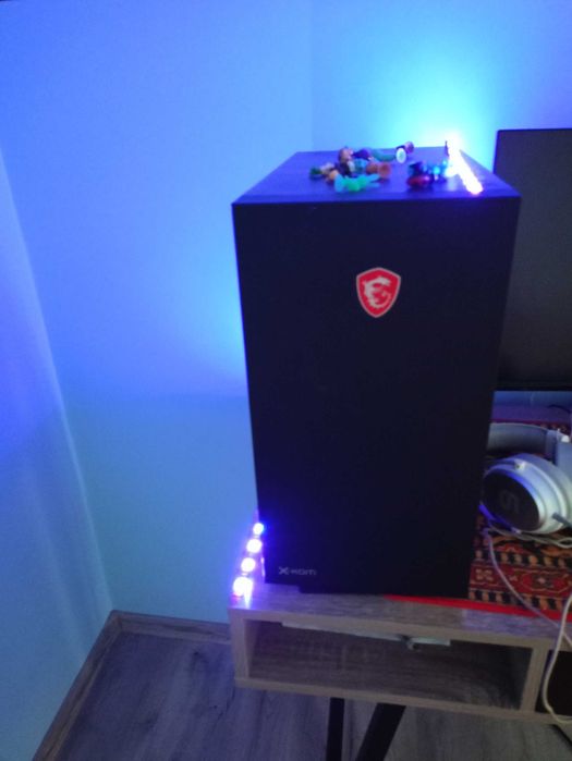 Komputer gamingowy.(RX 5700xt)