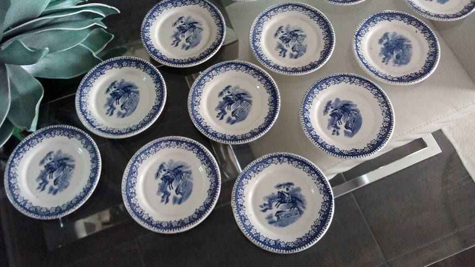 Conjunto de loiça GILMAN SACAVÉM 1930 modelo estátua