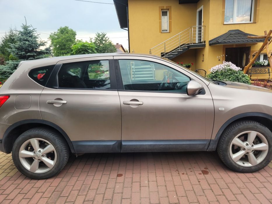 Nissan Qashai 1.6 Benz +gaz