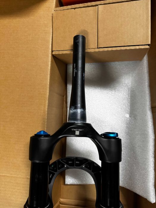 FOX 38 Rhythm 180mm E-MTB Tuned – NOVA, nunca usada