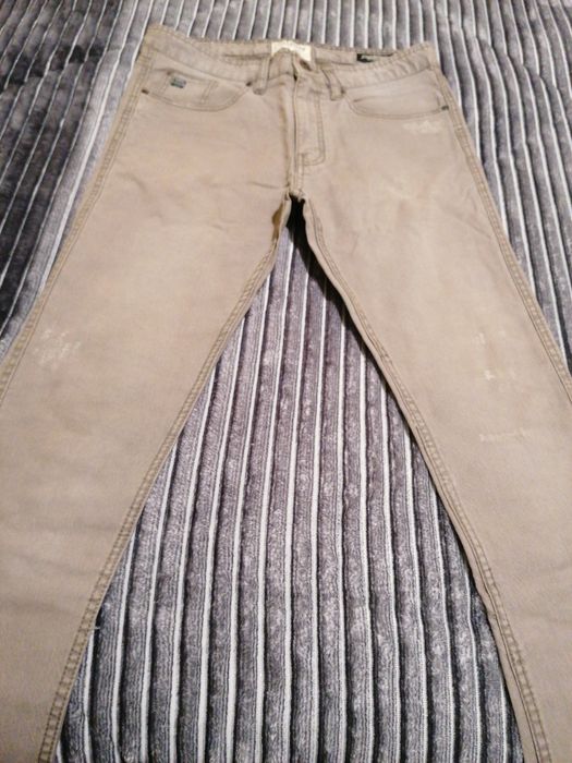 Calças de ganga de Homem da Pull&bear Tamanho 38 skinny fit