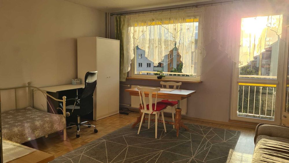 5 minut od uczelni/pokoje dla studentek