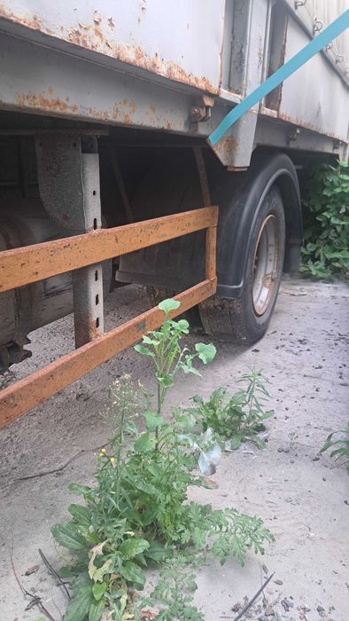 Грузовой авто Тата 613