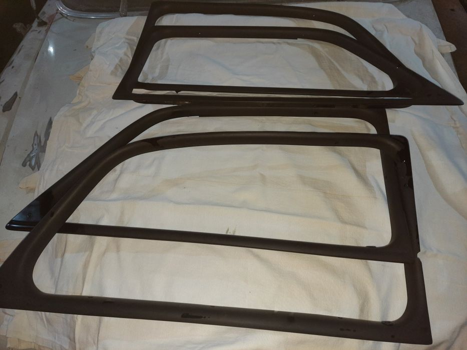 Mercedes ponton  w120 w121 ramki drzwi okienne