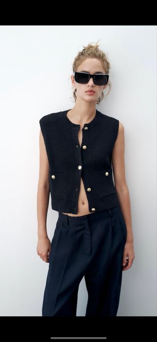 Жилетка Zara.