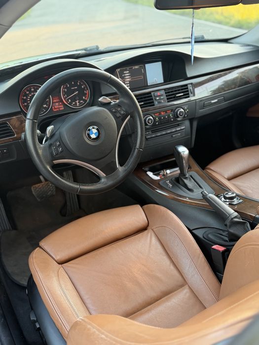 BMW E92 328i (Niski przebieg,świetny stan)
