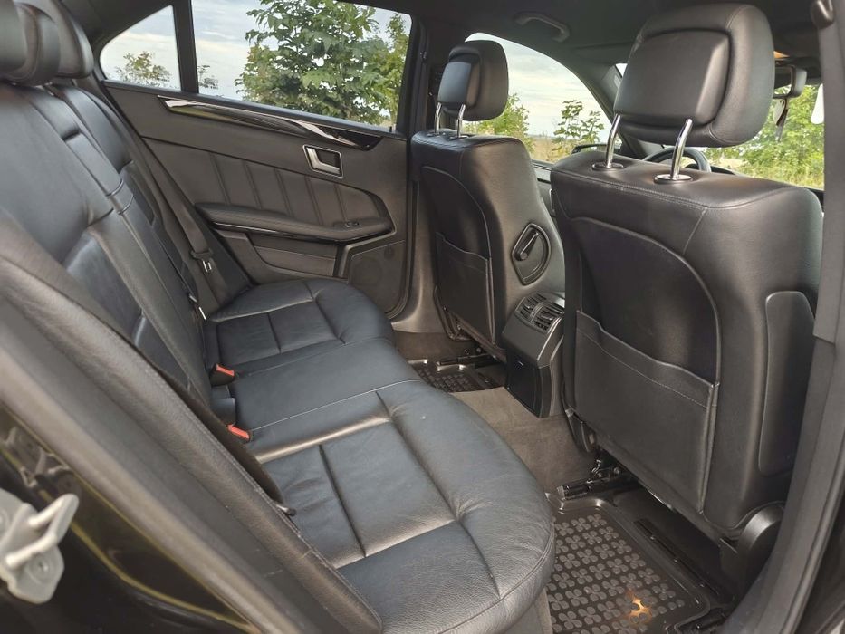 Mercedes Benz E350 CDI BlueEFFICIENCY