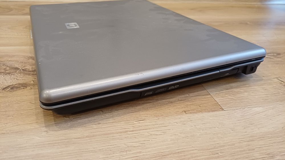 Laptop hp compaq 6720s sprawny