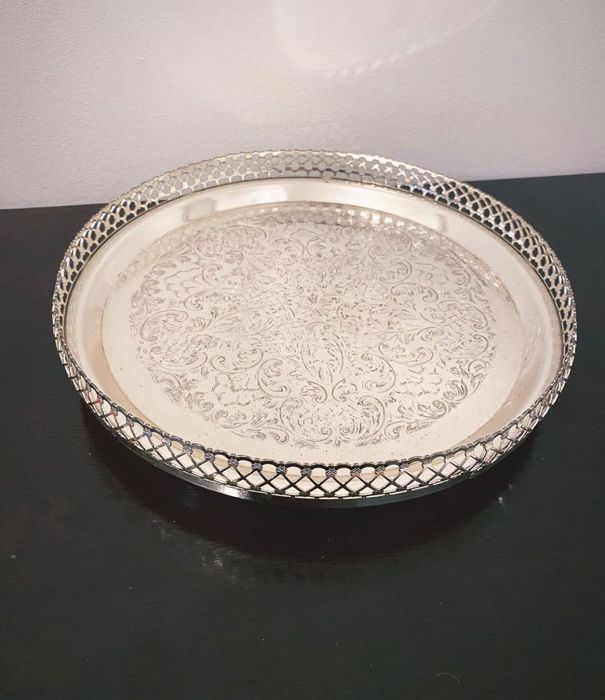 Таця посріблена з Англії