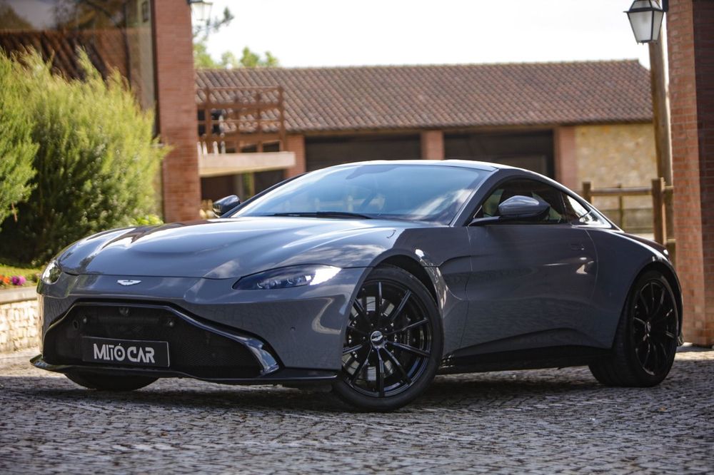 Aston Martin Vantage Coupe 4.0 Twin-Turbo V8