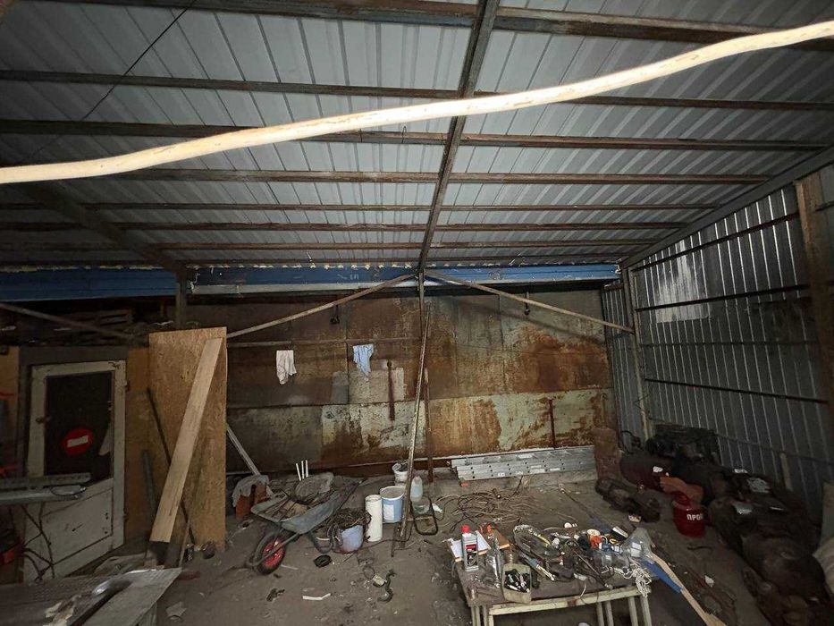 Ангар 90м2, вагончик під офіс і своя огородж.площадка,380В-для виробн.