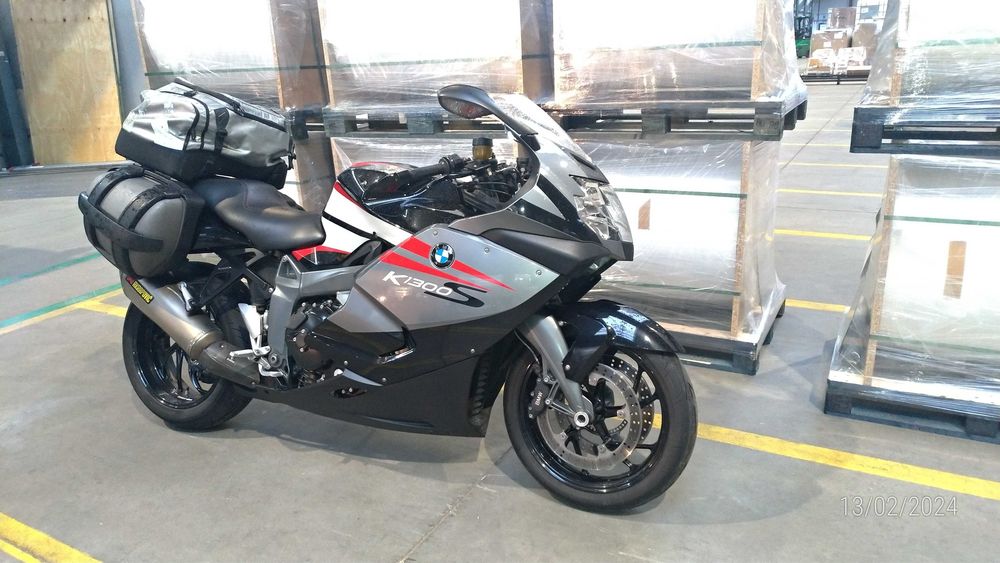 BMW  K 1300 S; estado irrepreensível