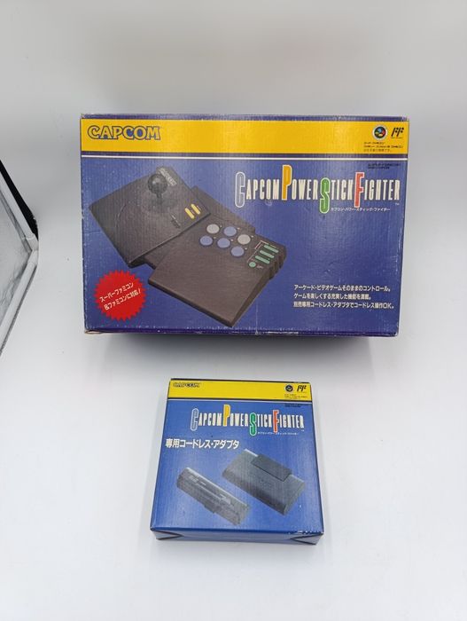 Capcom Power Stick Fighter SNES/Famicom + Adapter bezprzewodowy Capcom