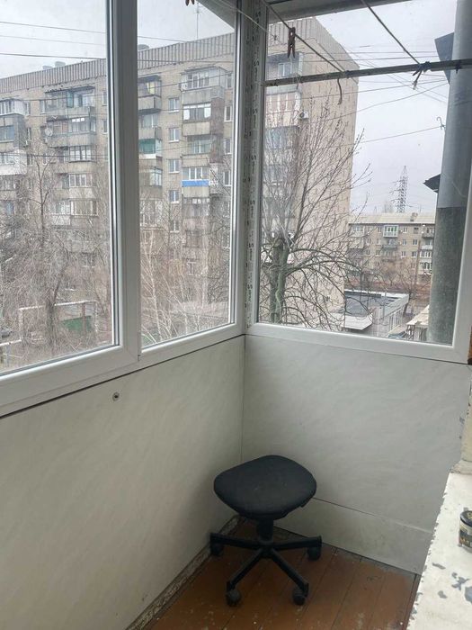 2-комнатная квартира 46 м² | Слобожанский | Под ремонт | Балкон