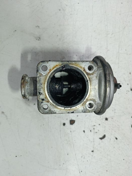 Válvula egr - bmw 1 (e87) | 03 - 13
