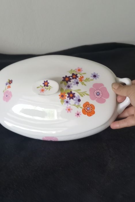 Terrina cesol em muito bom estado