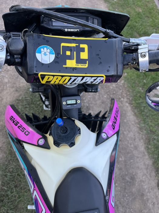 Geon GNS Dakar 250 — ендуро 250 см³
