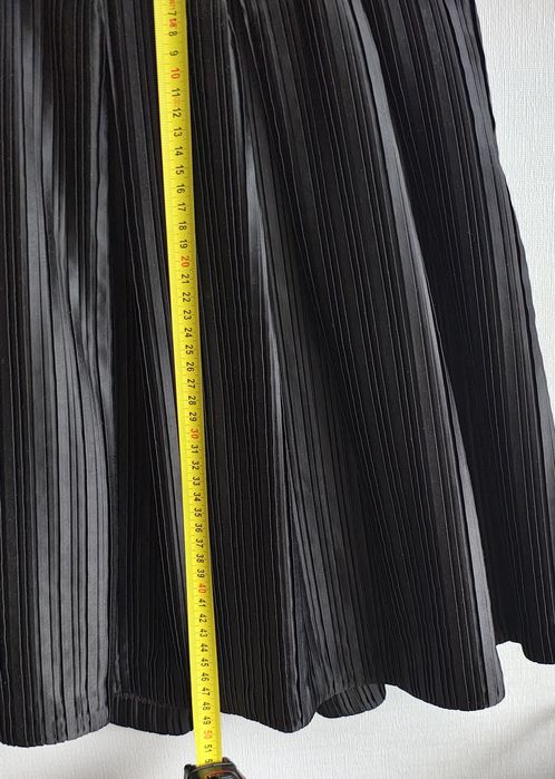 Plisowana rozkloszowana spódnica