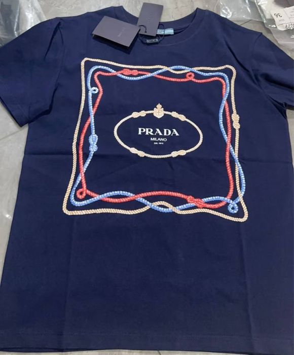 Нова модна синя футболка прада Prada