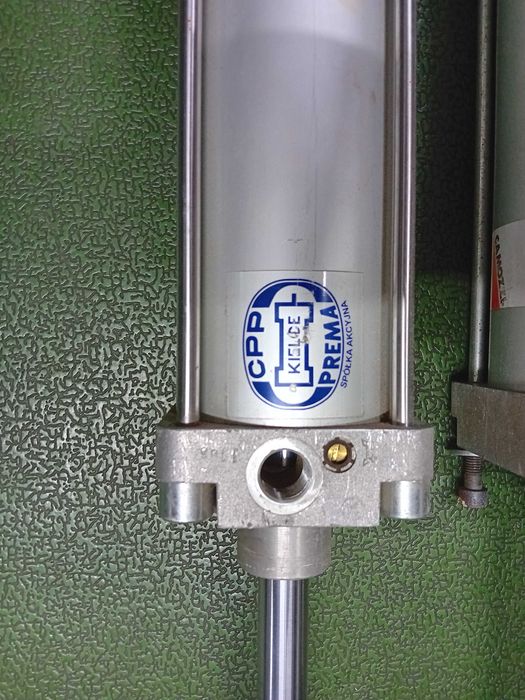 Siłownik Pneumatyczny 100x700 PREMA