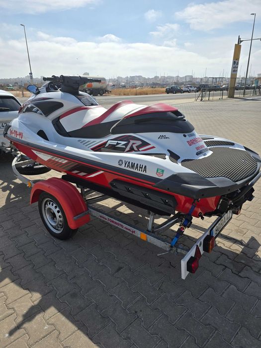 Yamaha FZR 1800-SVHO, 2016, em muito bom estado !
