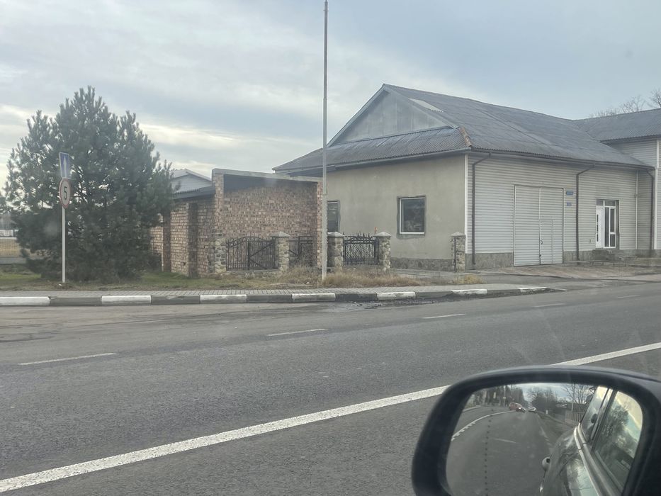 Продам .Склад.Ангаг.магазин.Комерційне приміщеня .