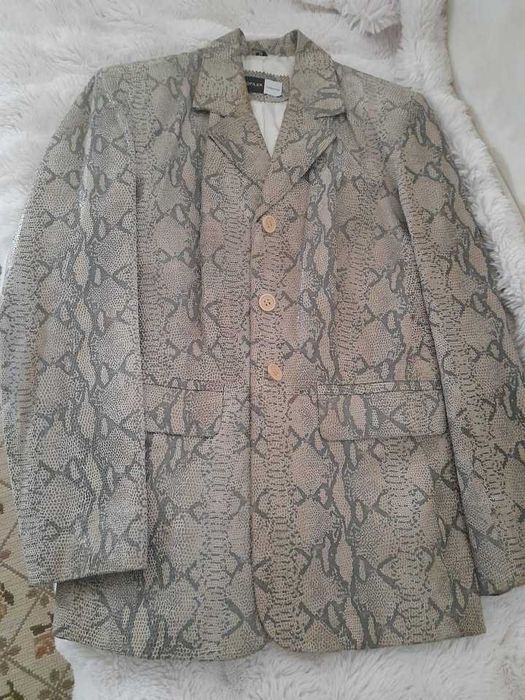 Casaco e calça em pele natural