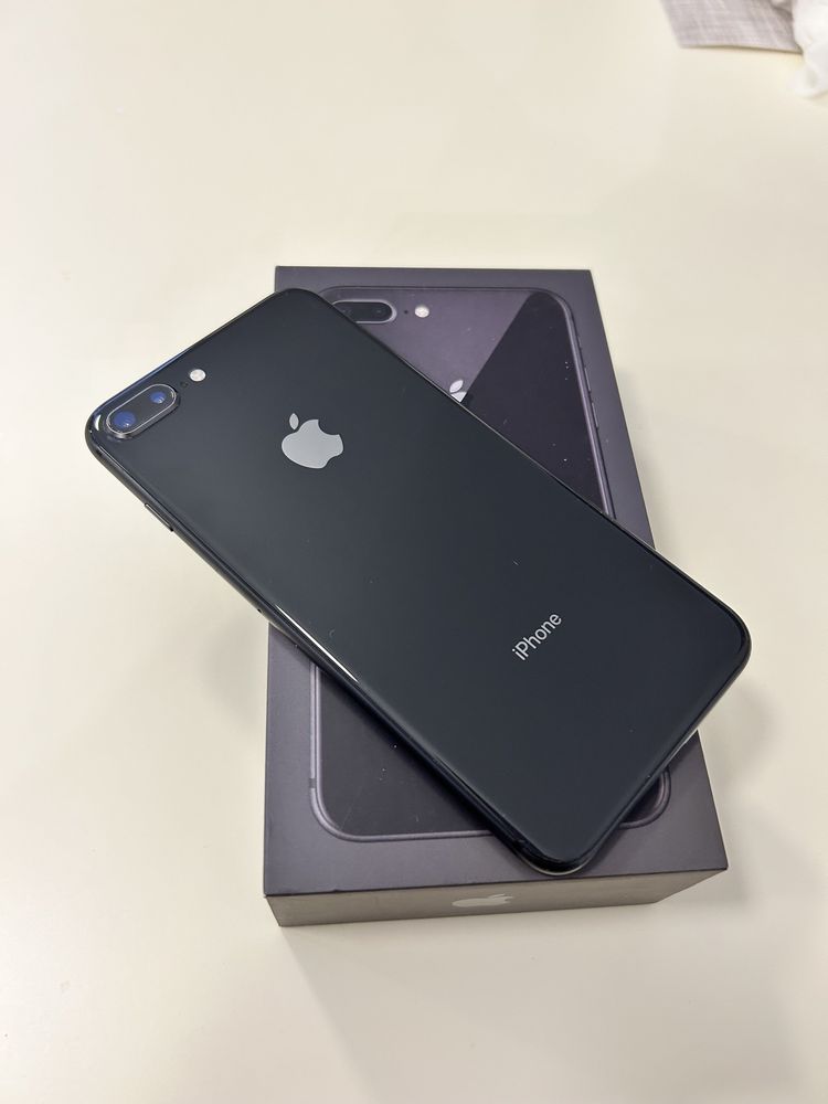 IPhone 8 Plus 64 GB Space Gray Apple Watch Series 3 8 500 Olx