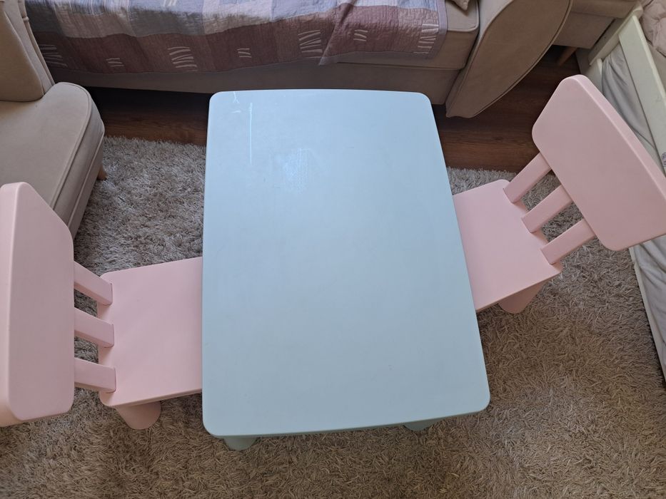 Stolik i dwa krzesła mammut Ikea
