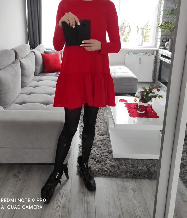 Sukienka czerwona na świeta, Selfieroom Jupiter S