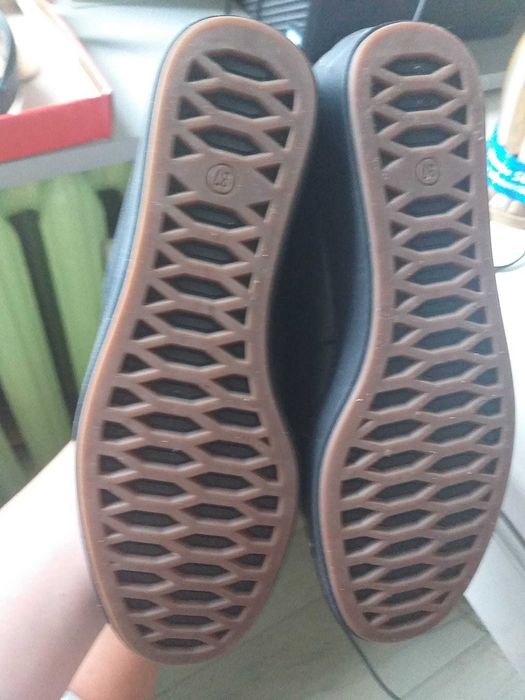 buty gosoft nowe skórzane wspierasz zwierzaki -aktualne