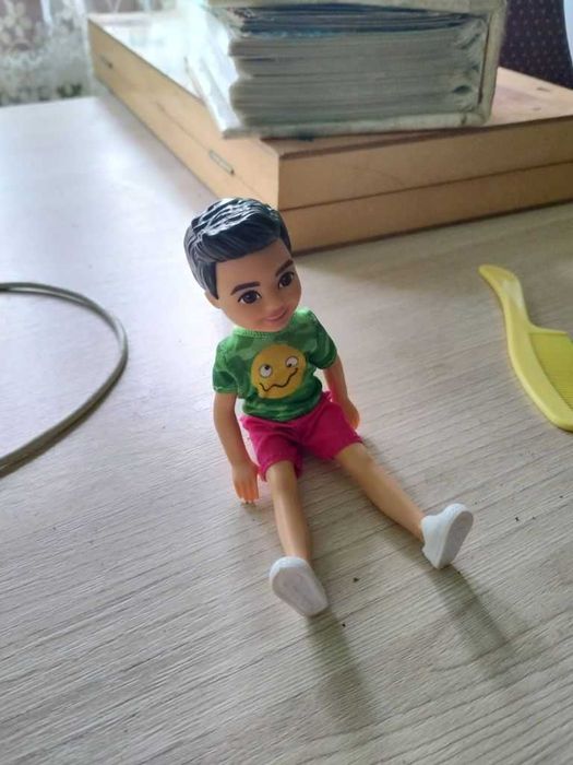 Фігурка хлопчик mattel