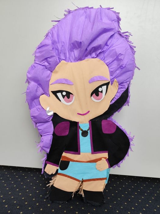 Duża NOWA Piniata Rumi Huntrix K-Pop wys. 85cm (odbiór osobisty, wysyłka) PROMOCJA