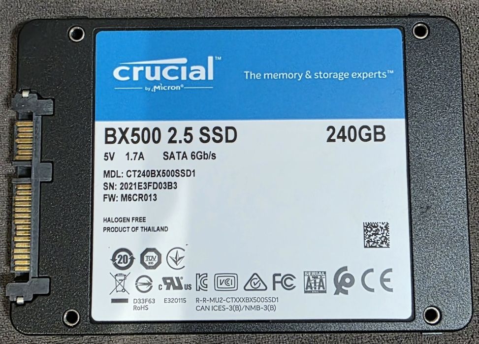 SSD диск 240gb Crucial