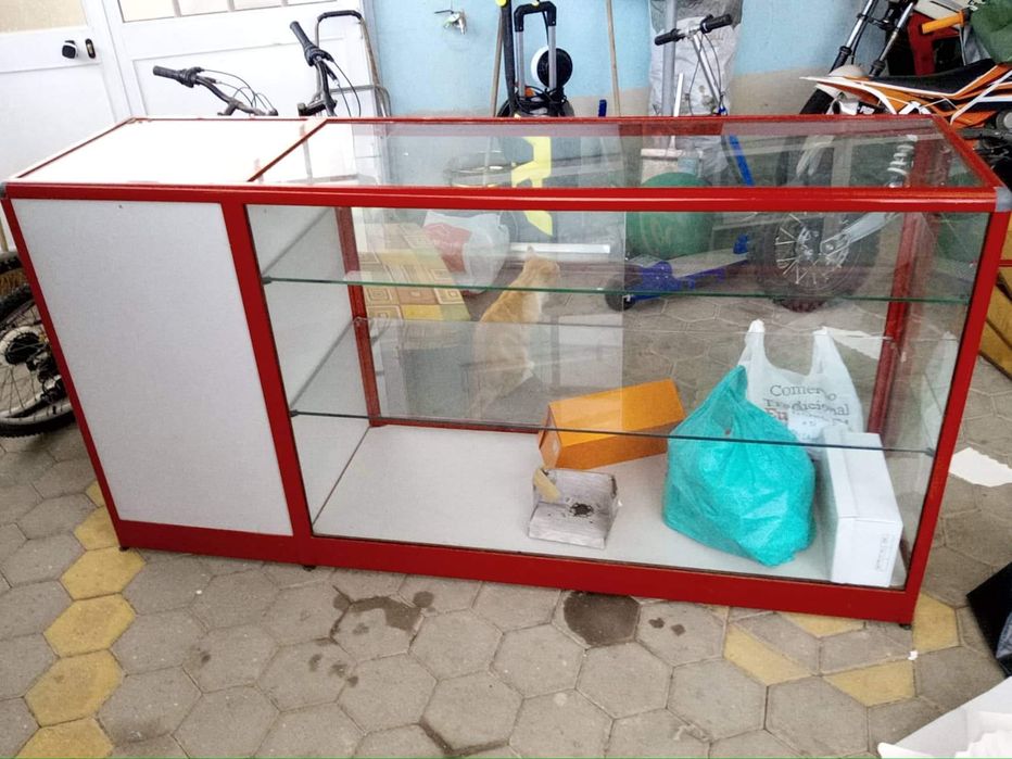 Balcão com tampo vidro 180/90/55