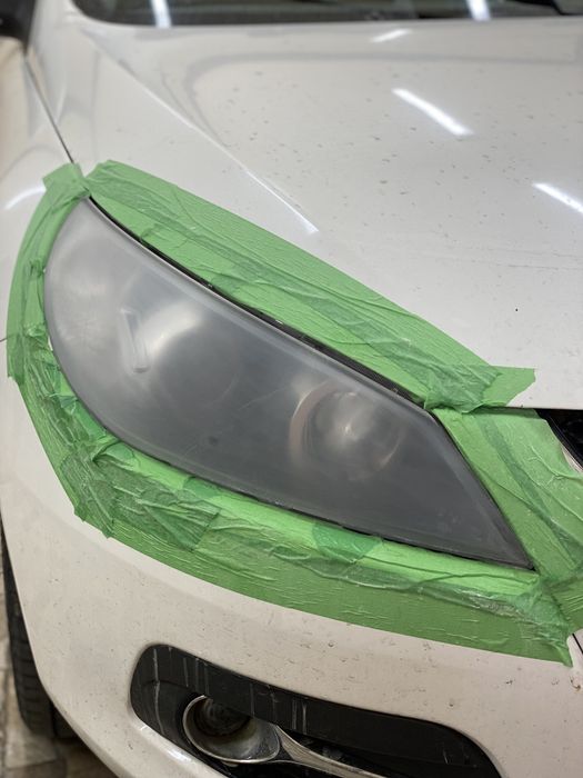 Полировка фар, Тонировка фар и оклейка защитной бронепленки, Детейлинг