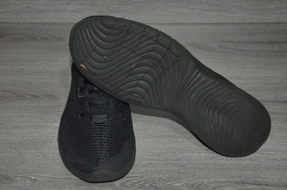 Продам кросівки Фірма Nike Flex Experience Rn 11.