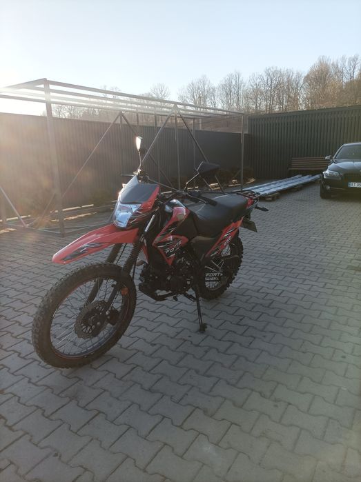 Продам мотоцикл форте 250