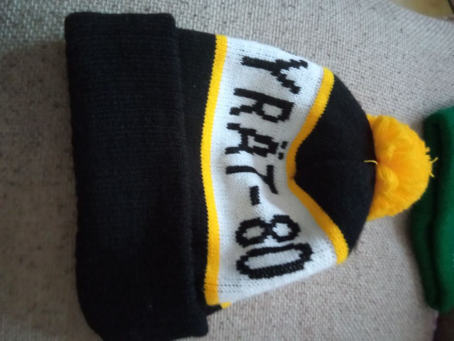 Фінська шапка на підлітка