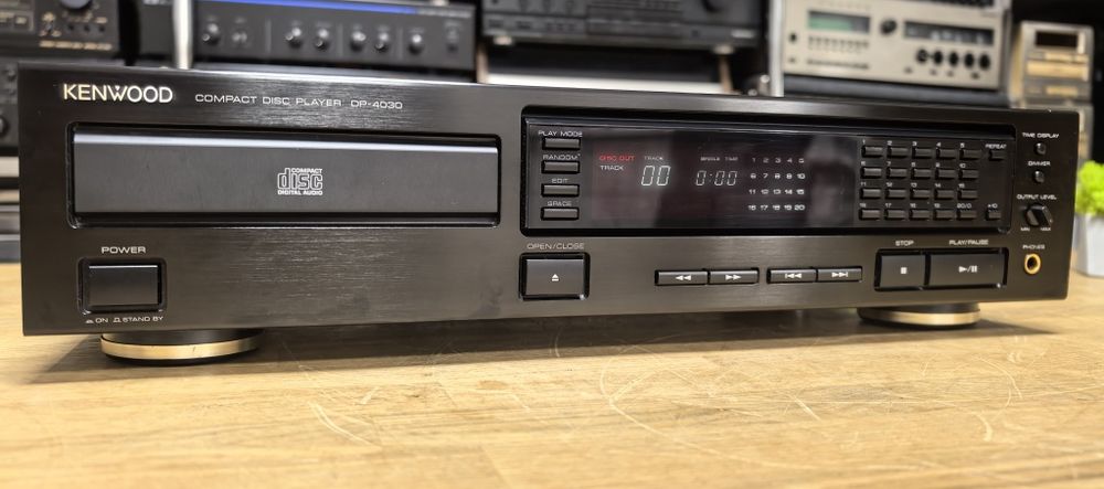 CD програвач Kenwood DP-4030