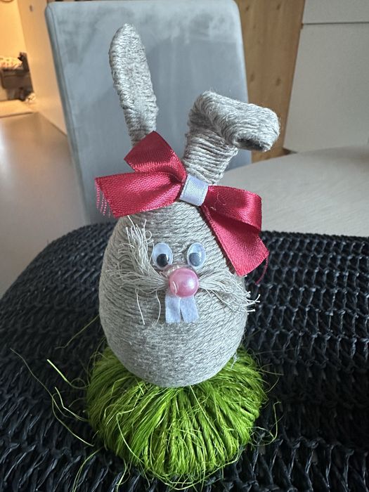 Wielkanocne Zajączki ze sznurka jutowego