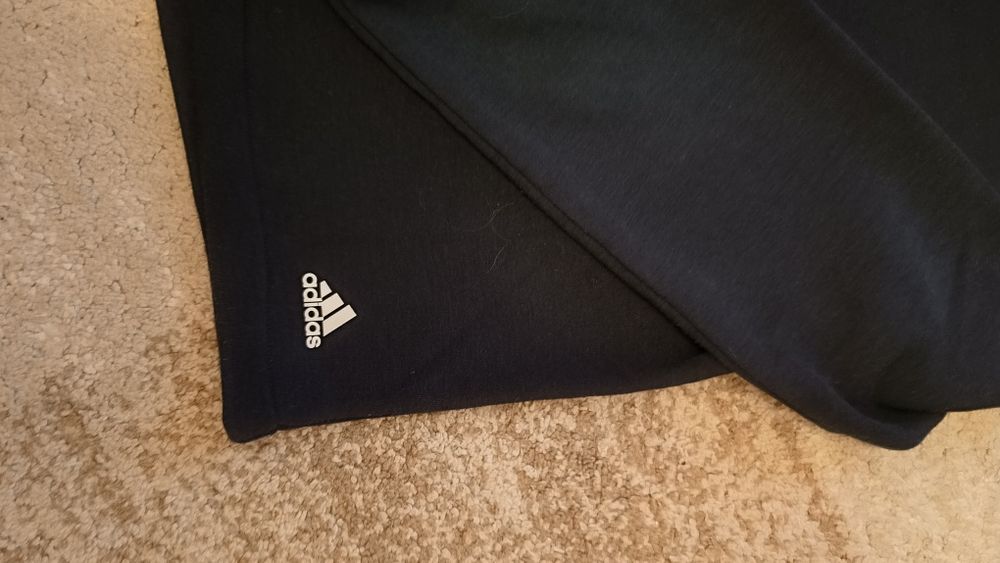 Bluza z kapturem adidas oryginalna
